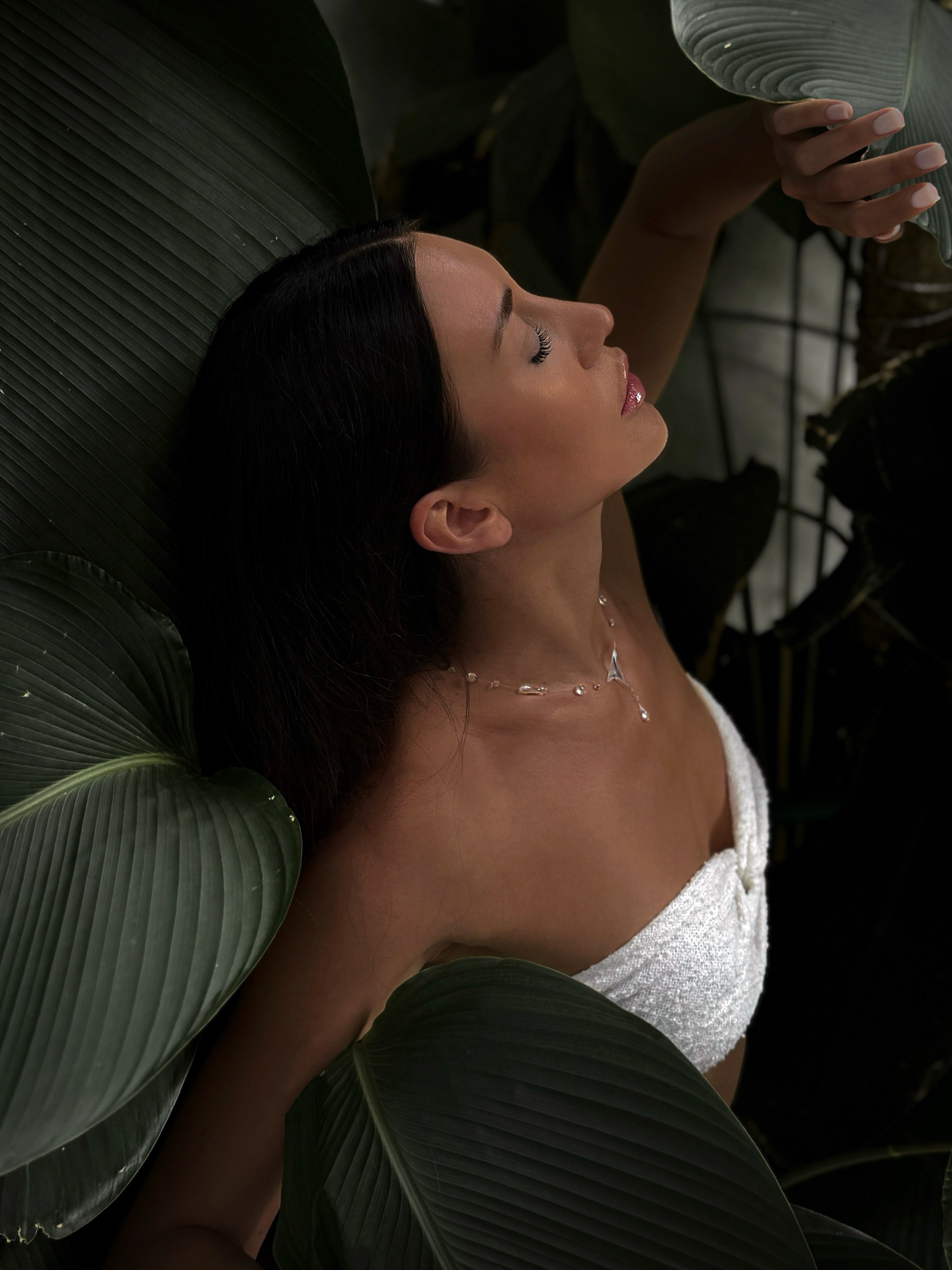 Dew Drop Choker, Invisible Wave Resin Necklace, Minimalist Bali Gift