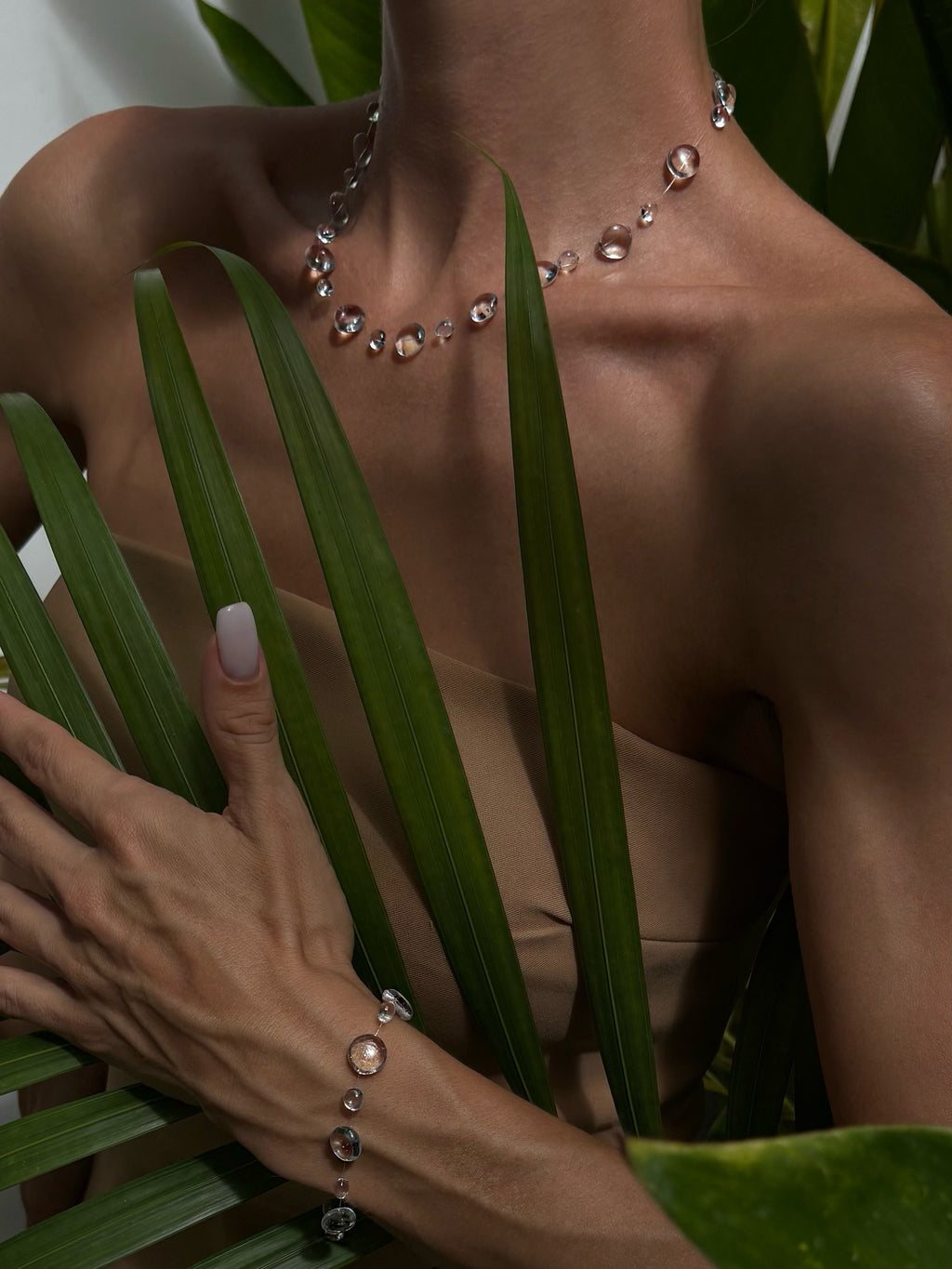 Dew drop choker invisible thread - UV resin floating water drops bridal necklace